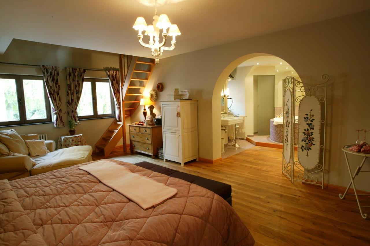 Charmehotel Manoir Ogygia 포페링에 객실 사진